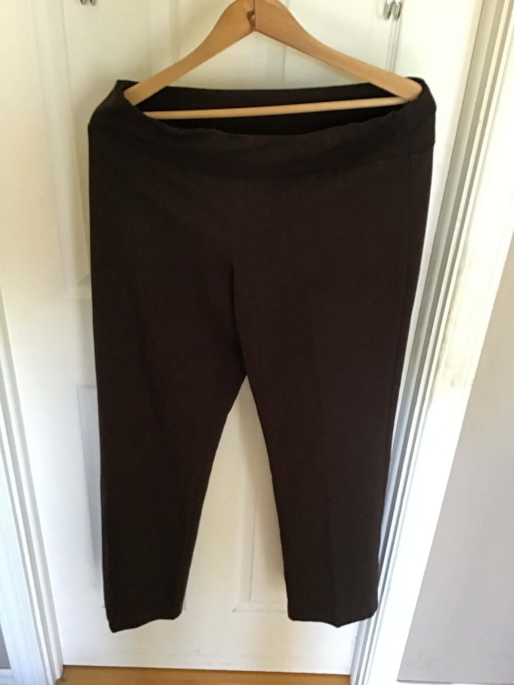 Tribal Women's Brown Cropped Ponte Pull-On Pants